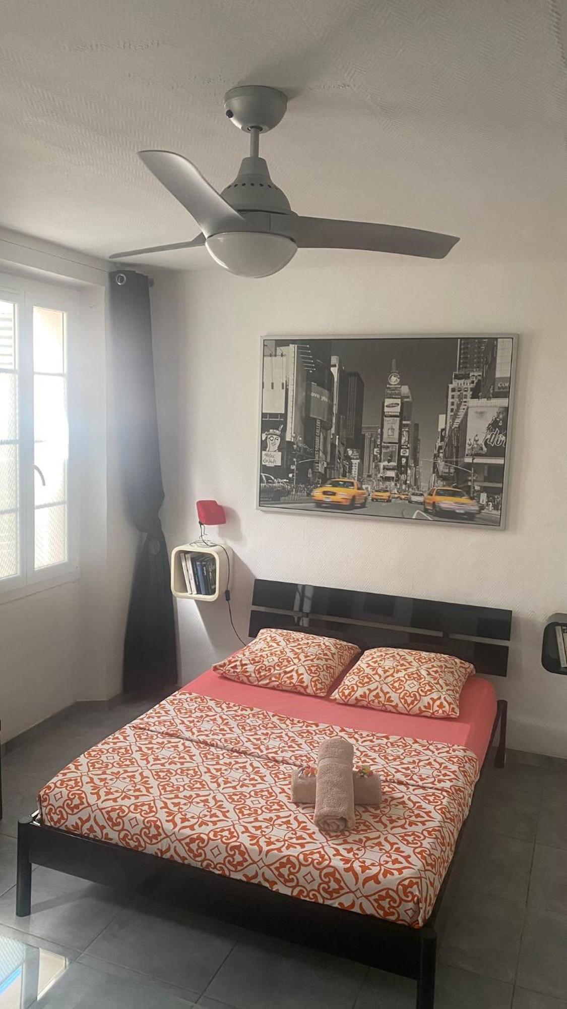 Le Suffren, Ventile ,Wifi, A 100 M De La Plage Toulon Exteriör bild