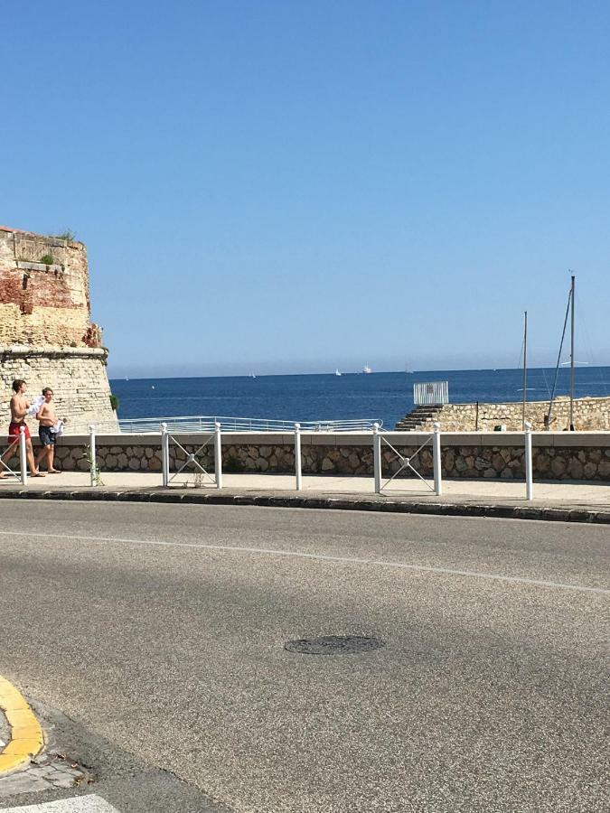 Le Suffren, Ventile ,Wifi, A 100 M De La Plage Toulon Exteriör bild